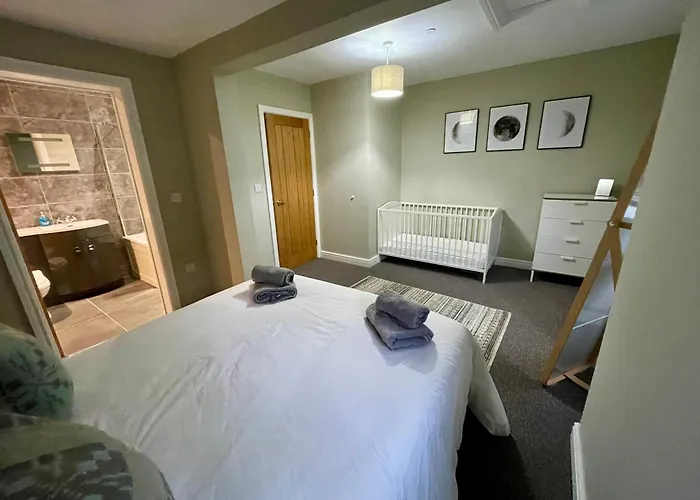 3 Bedroom House Near Hay-On-Wye